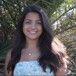 Meet your Posher, Lissette